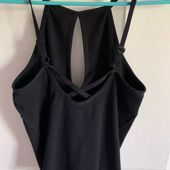 black top - Picture 2 of 2